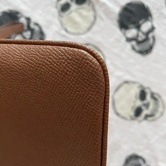 Coach large Wristlet - Picture 5 of 9